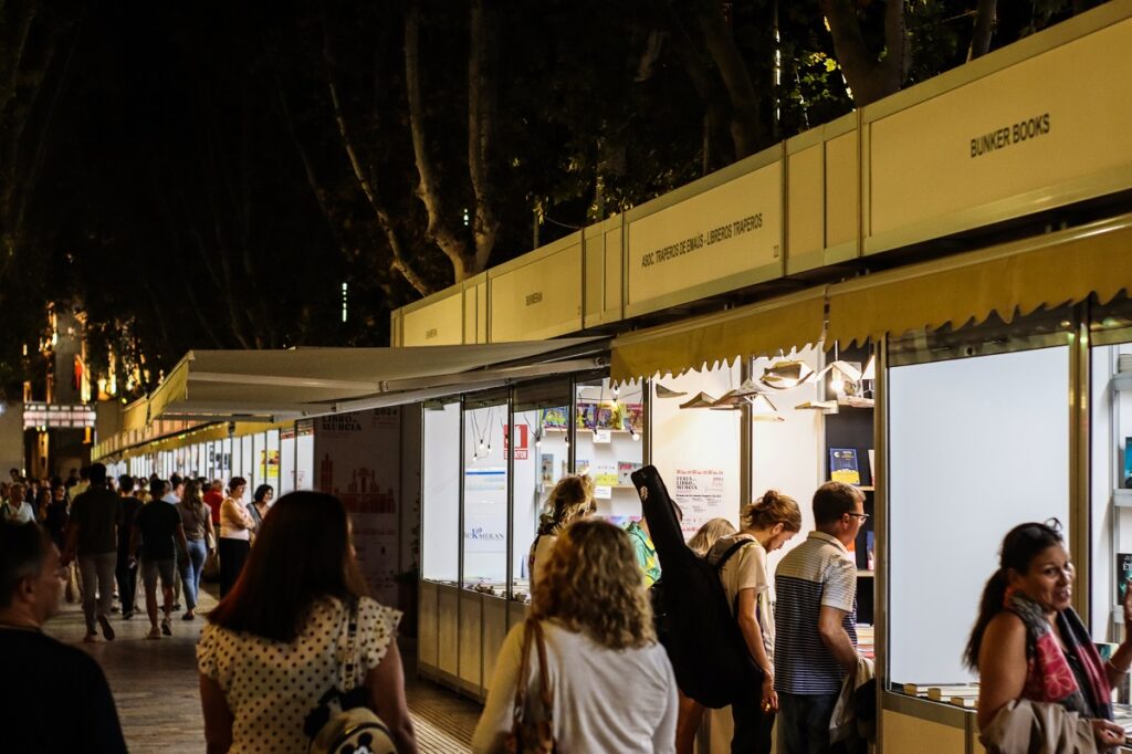 La Feria del Libro de Murcia vuelve con más de un centenar de actividades